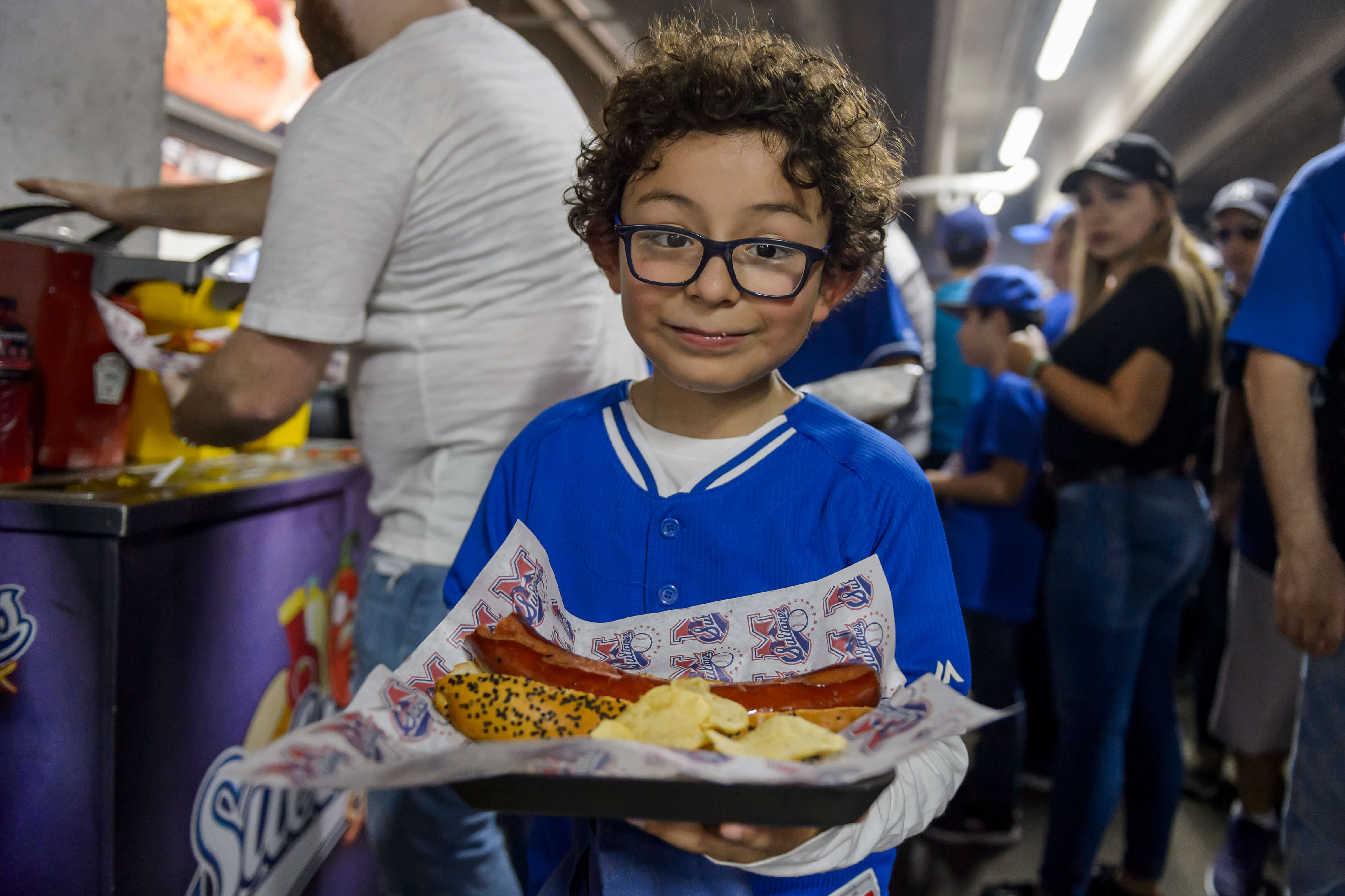 Beautiful Day at Dodger Stadium to enjoy the Angels Dog at Dueling Dogs in  the new Centerfield Plaza All Beef Super Dog topped with Bacon,…