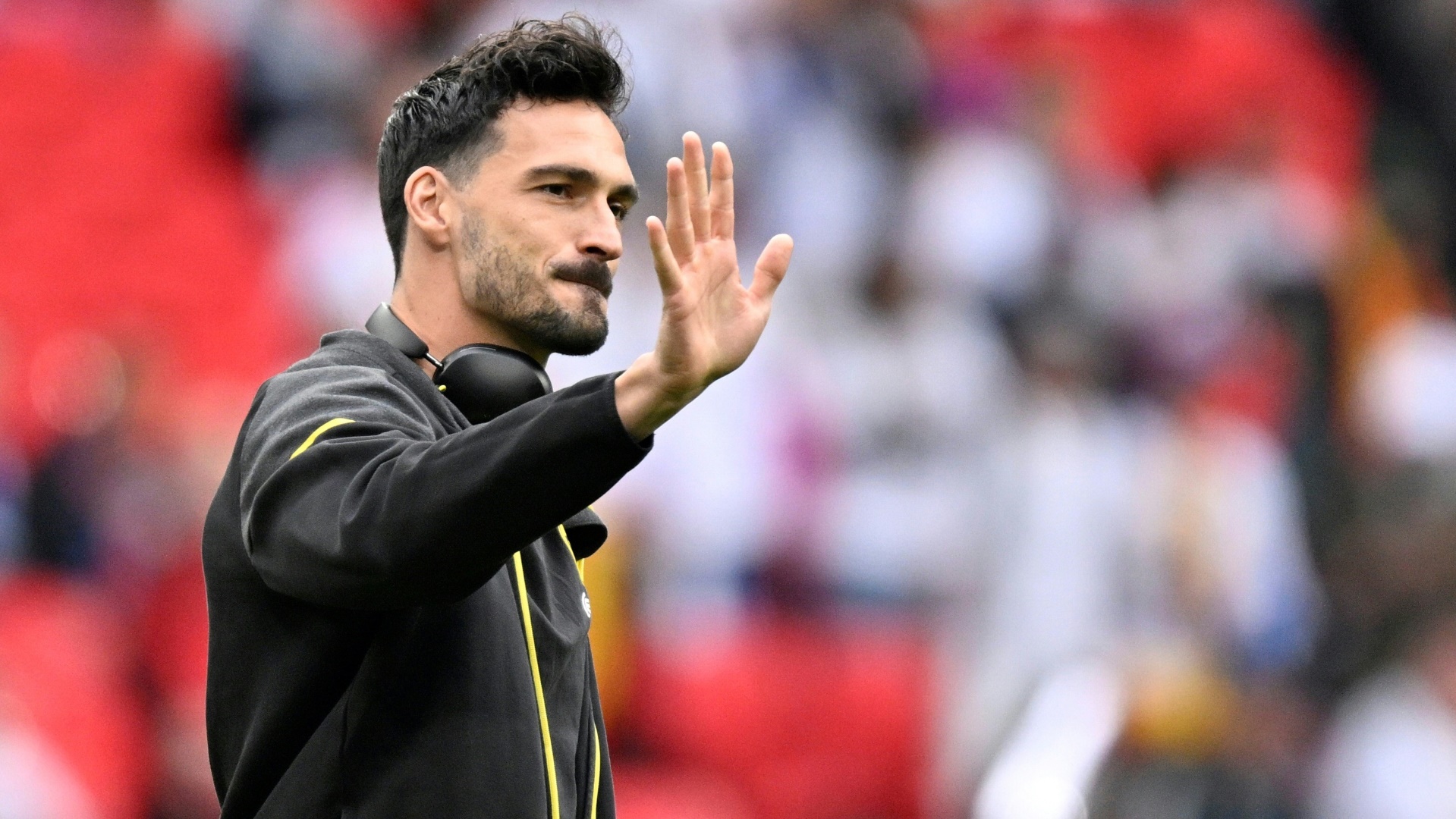 Hummels grüßt nun aus Italien