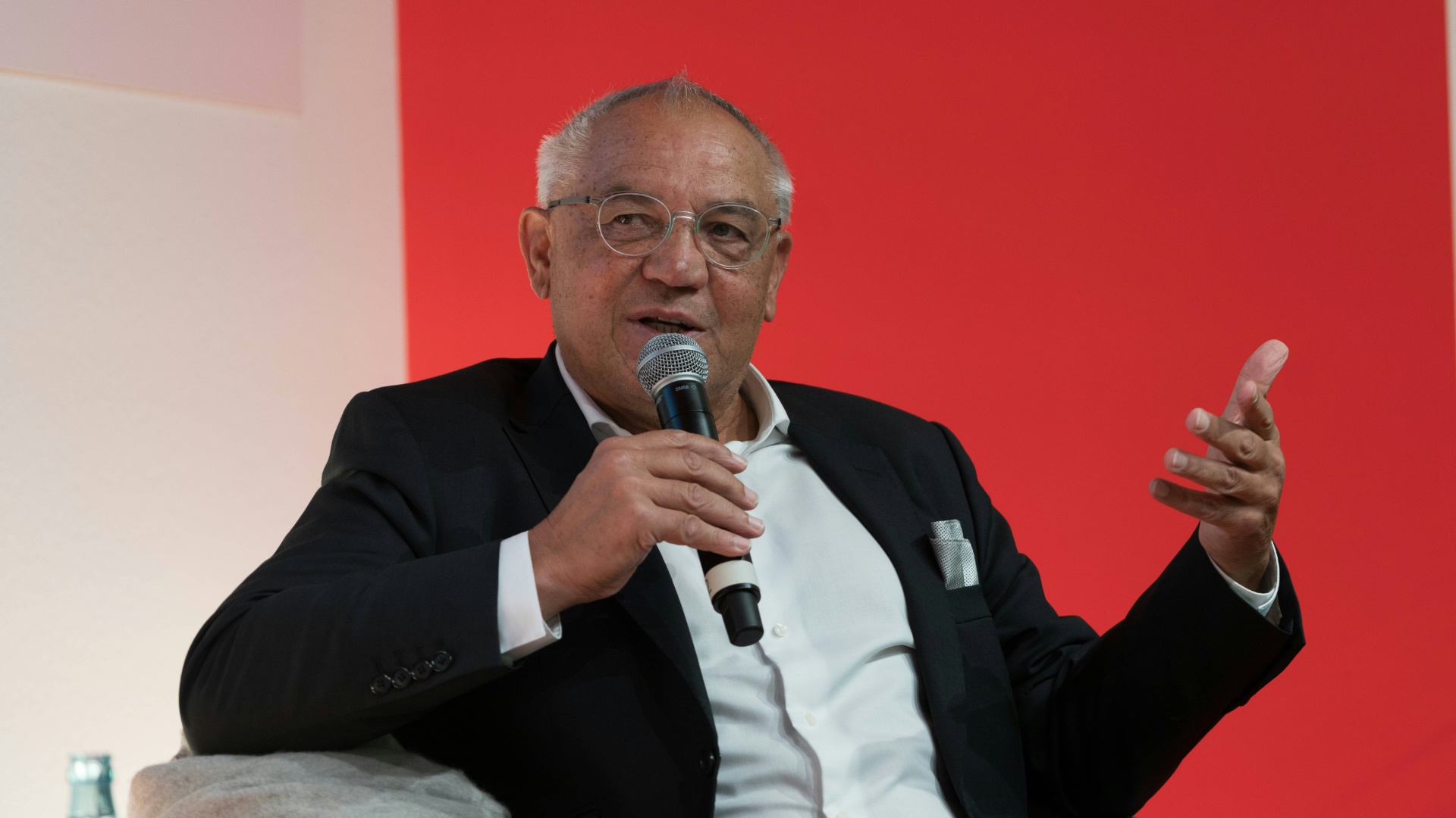 Sieht die Bayern als Favorit: Felix Magath