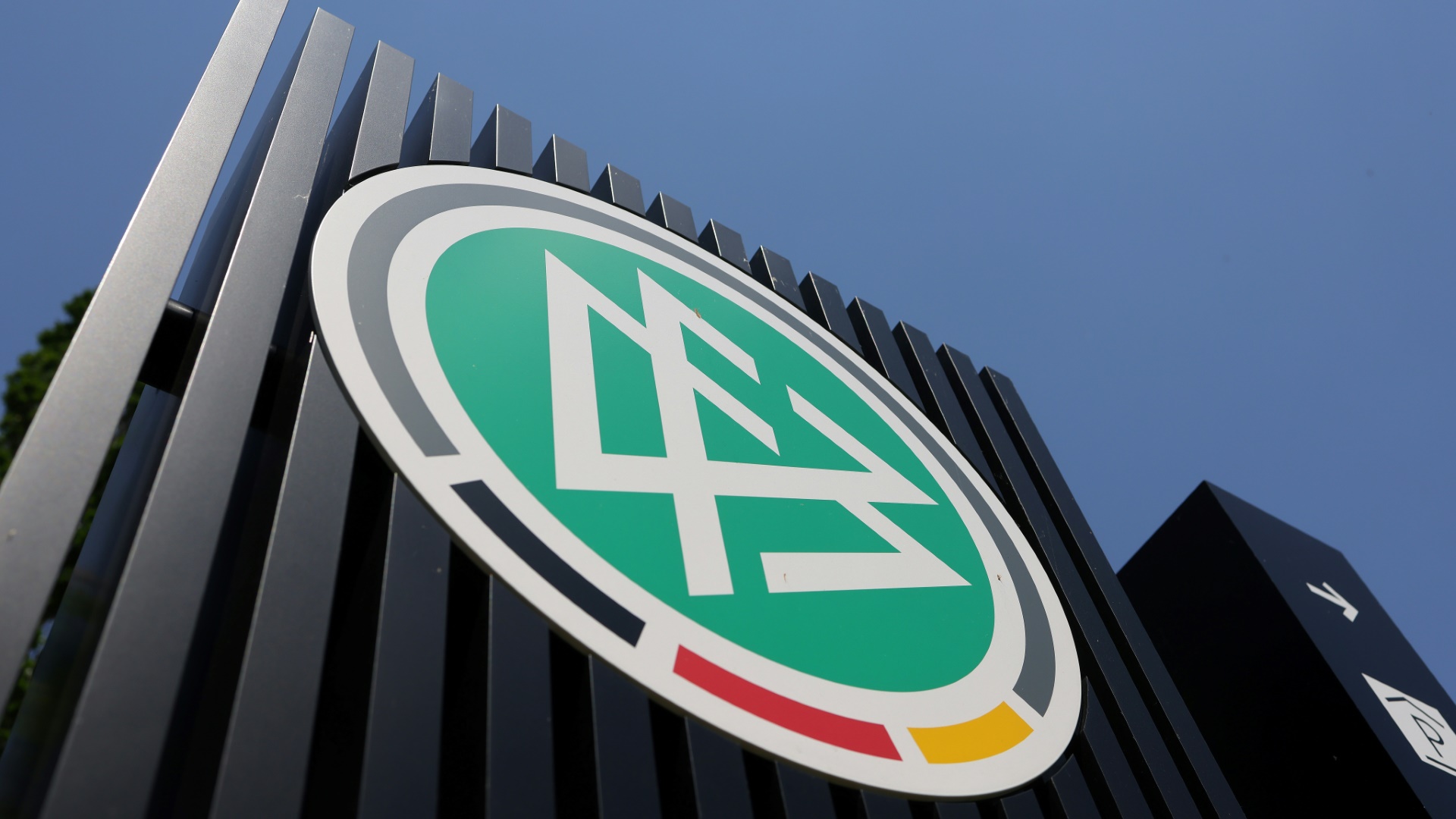 DFB und DFL frischen den Grundlagenvertrag auf