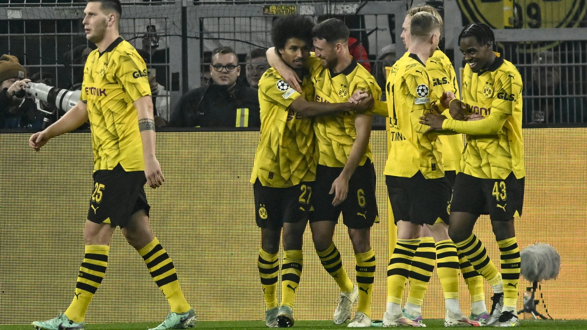 Dortmund übersteht die Hammergruppe F