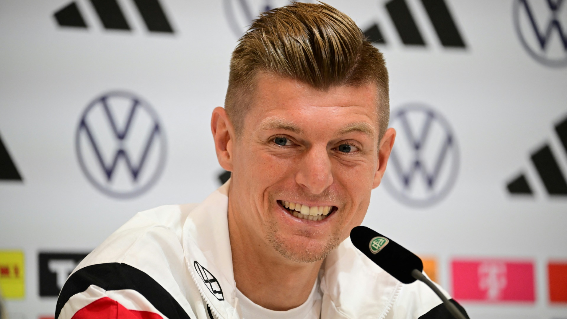 Toni Kroos bei der PK am Mittwoch