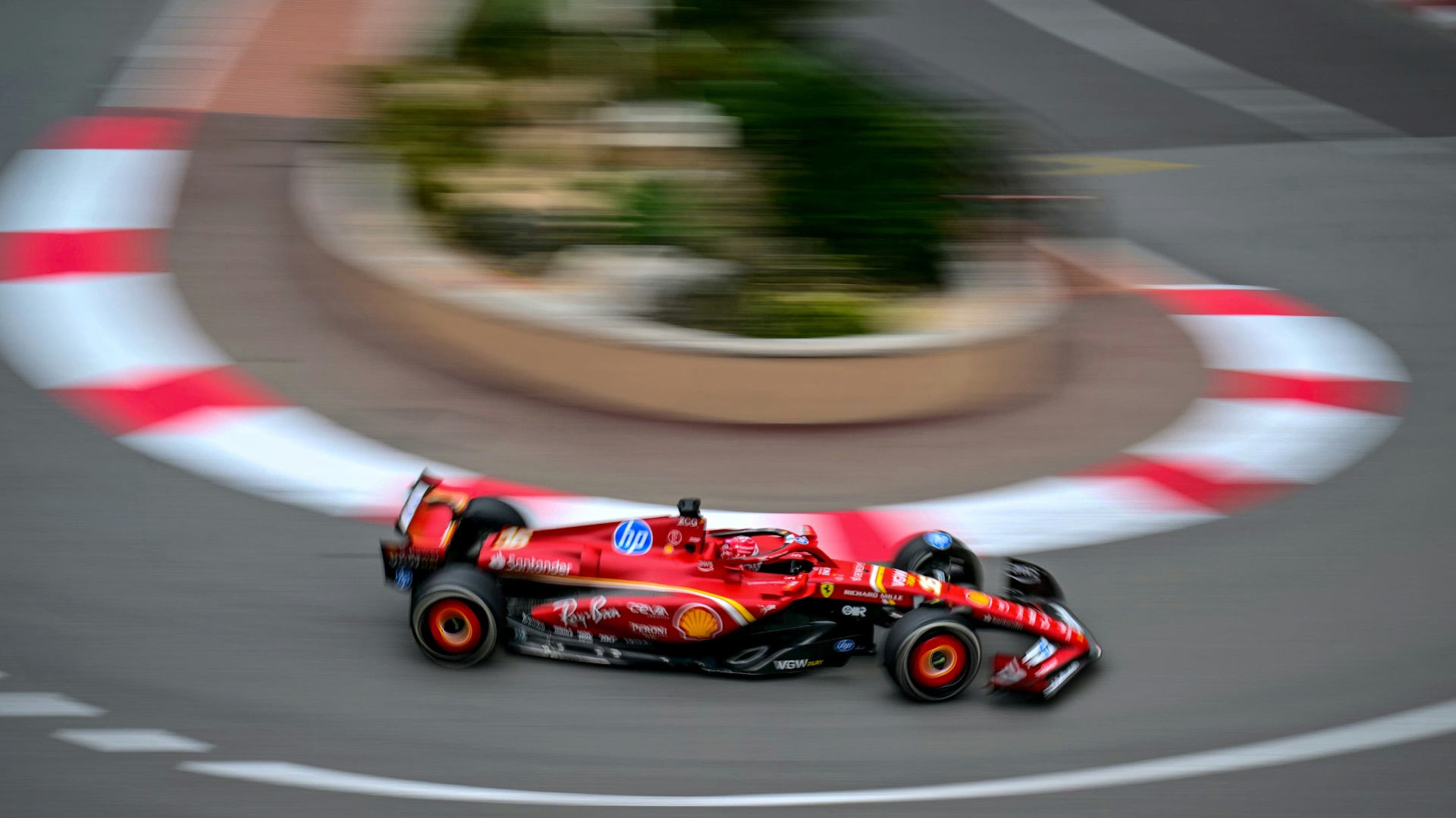 Vielversprechender Start für Charles Leclerc in Monaco
