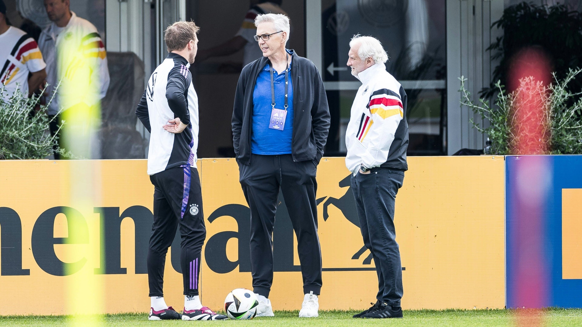 Nagelsmann, Herbert und DFB-Direktor Rudi Völler