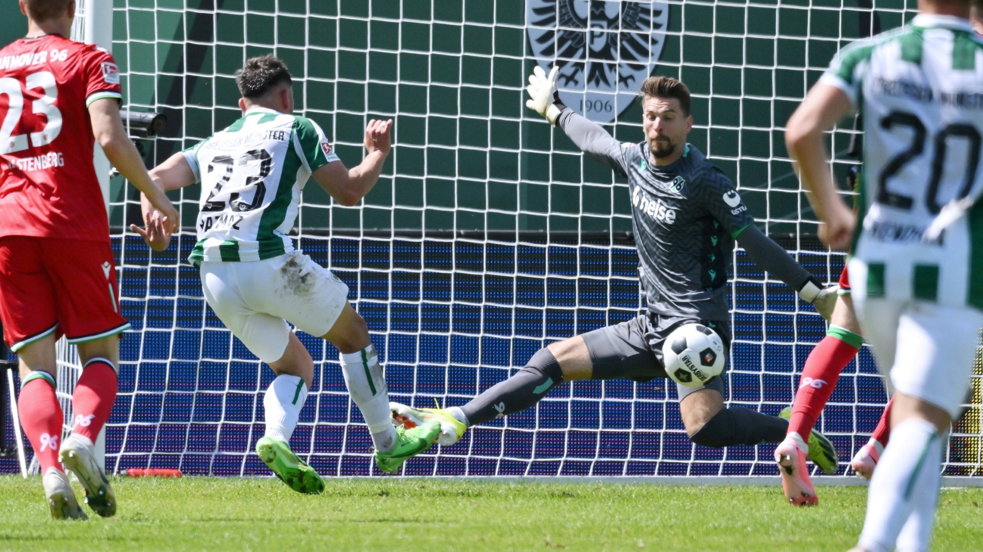 Zieler verhindert einen Gegentreffer