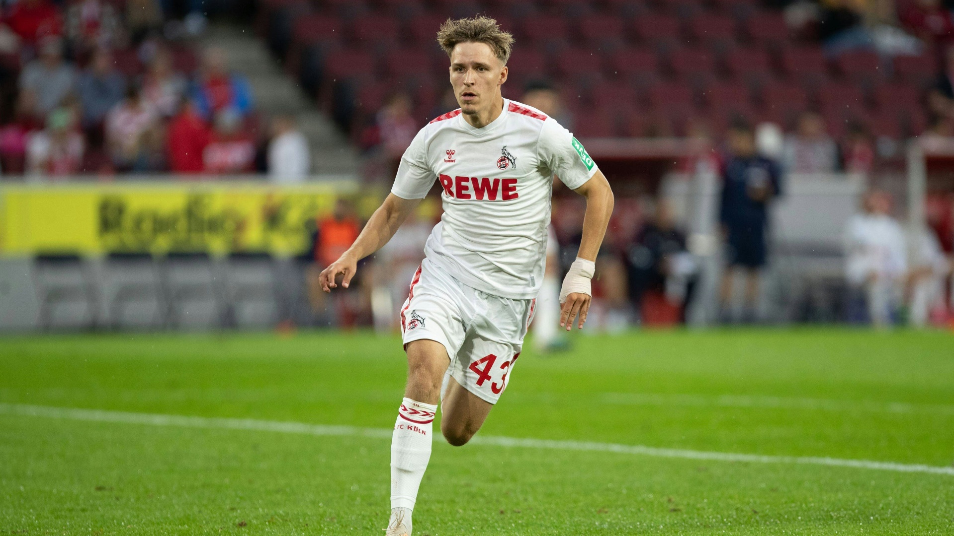 Köln verleiht Maximilian Schmid an Kerkrade