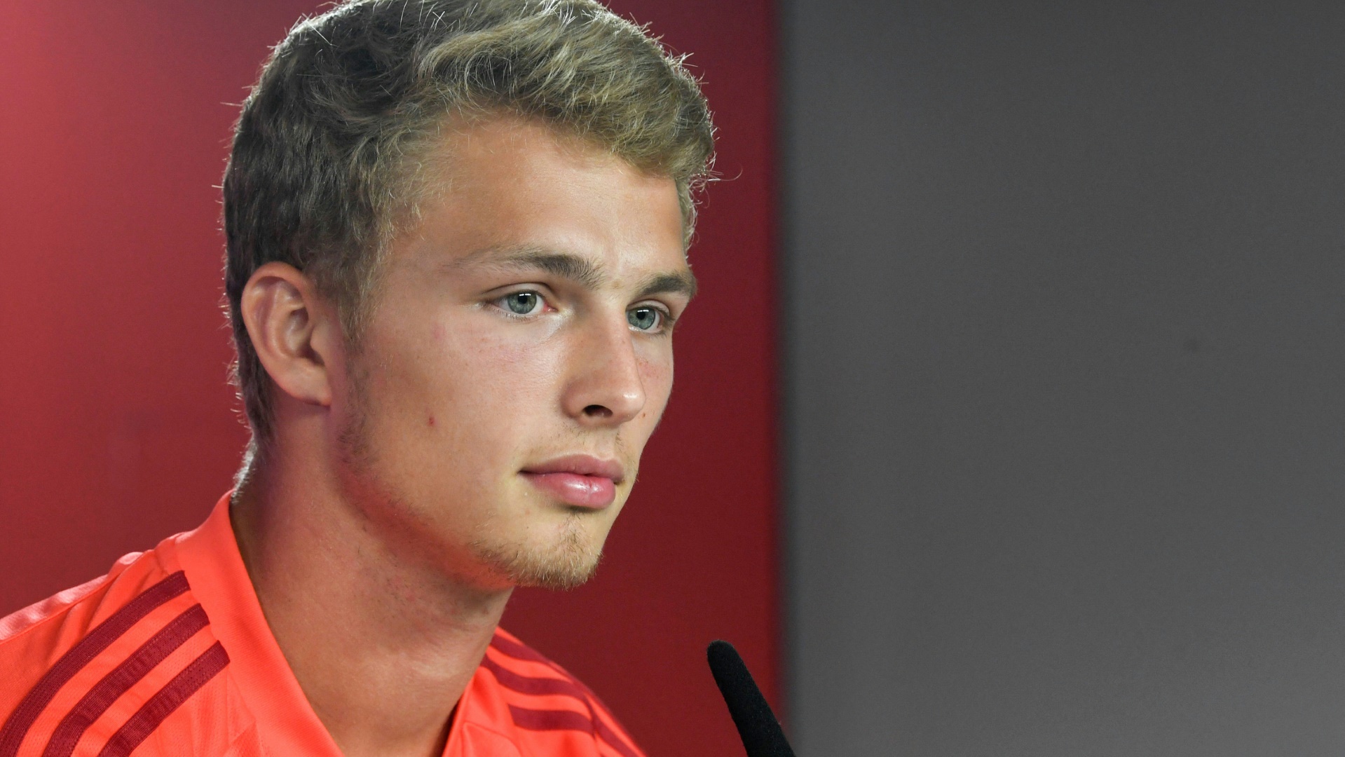 Ein Bild aus alten Bayern-Tagen: Fiete Arp