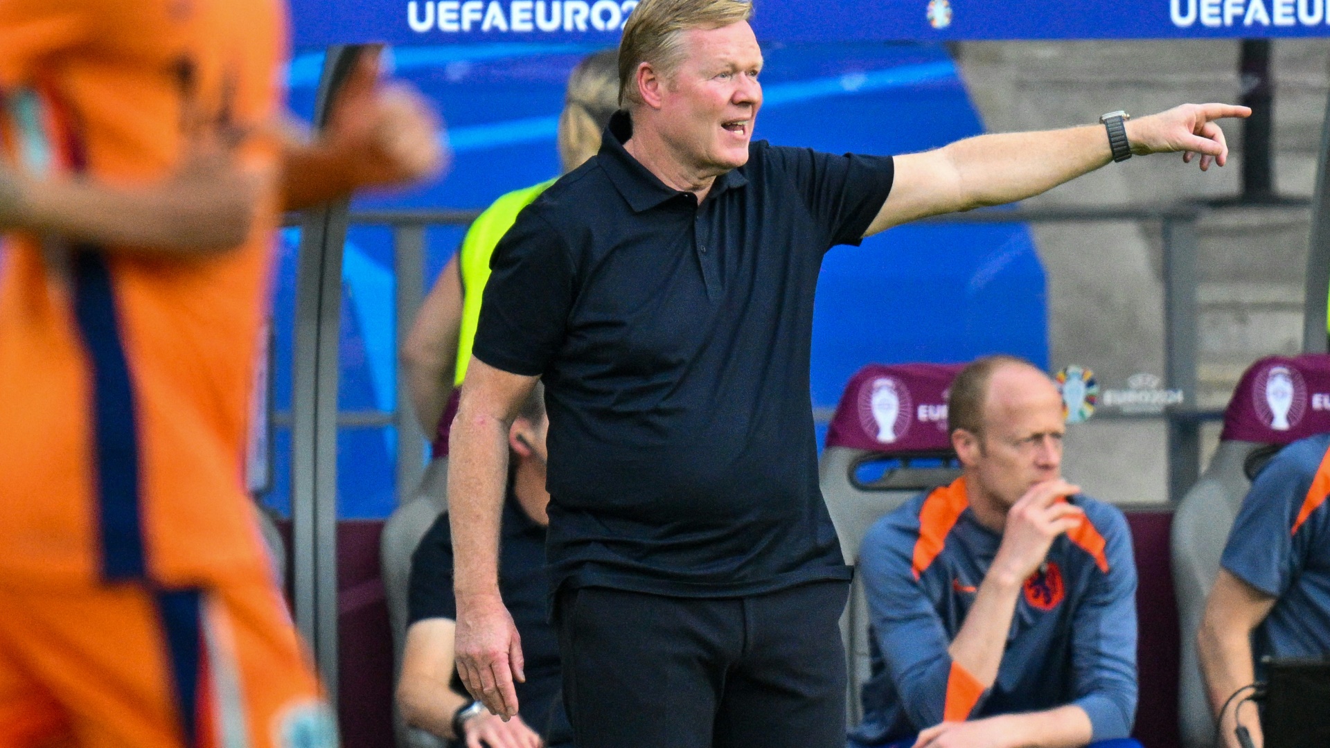 Koeman verliert mit der Elftal gegen Österreich