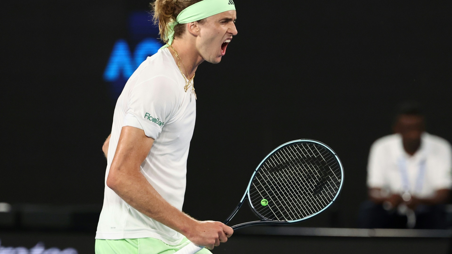 Alexander Zverev kämpft sich durch