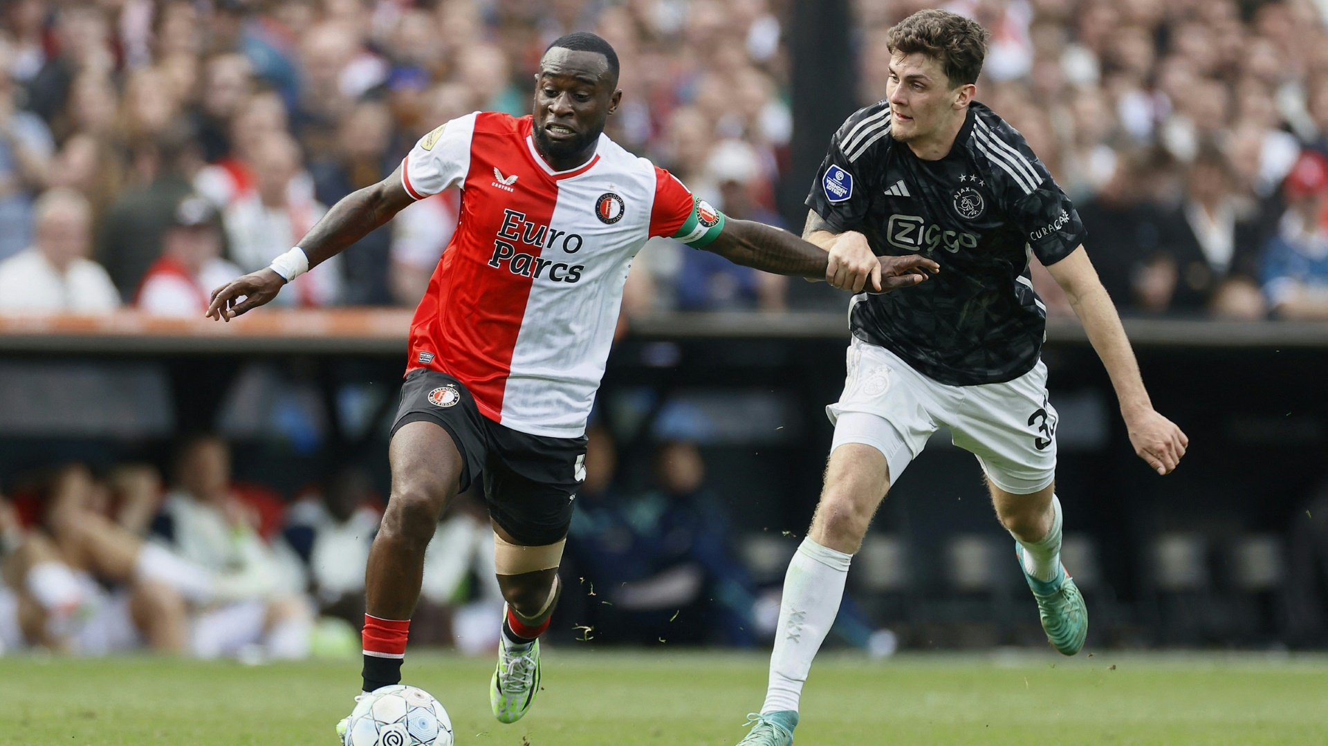 Feyenoord-Eigengewächs Lutsharel Geertruida (l.)