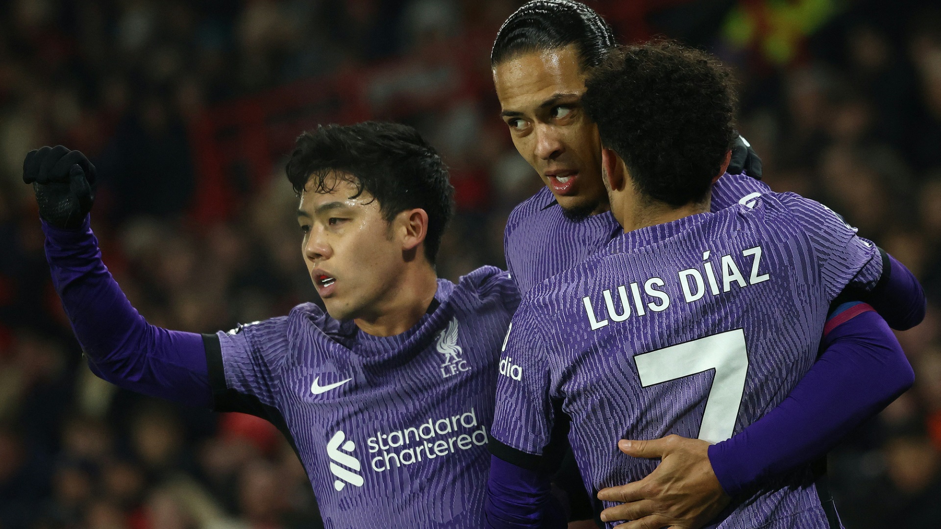 Van Dijk lässt den FC Liverpool jubeln