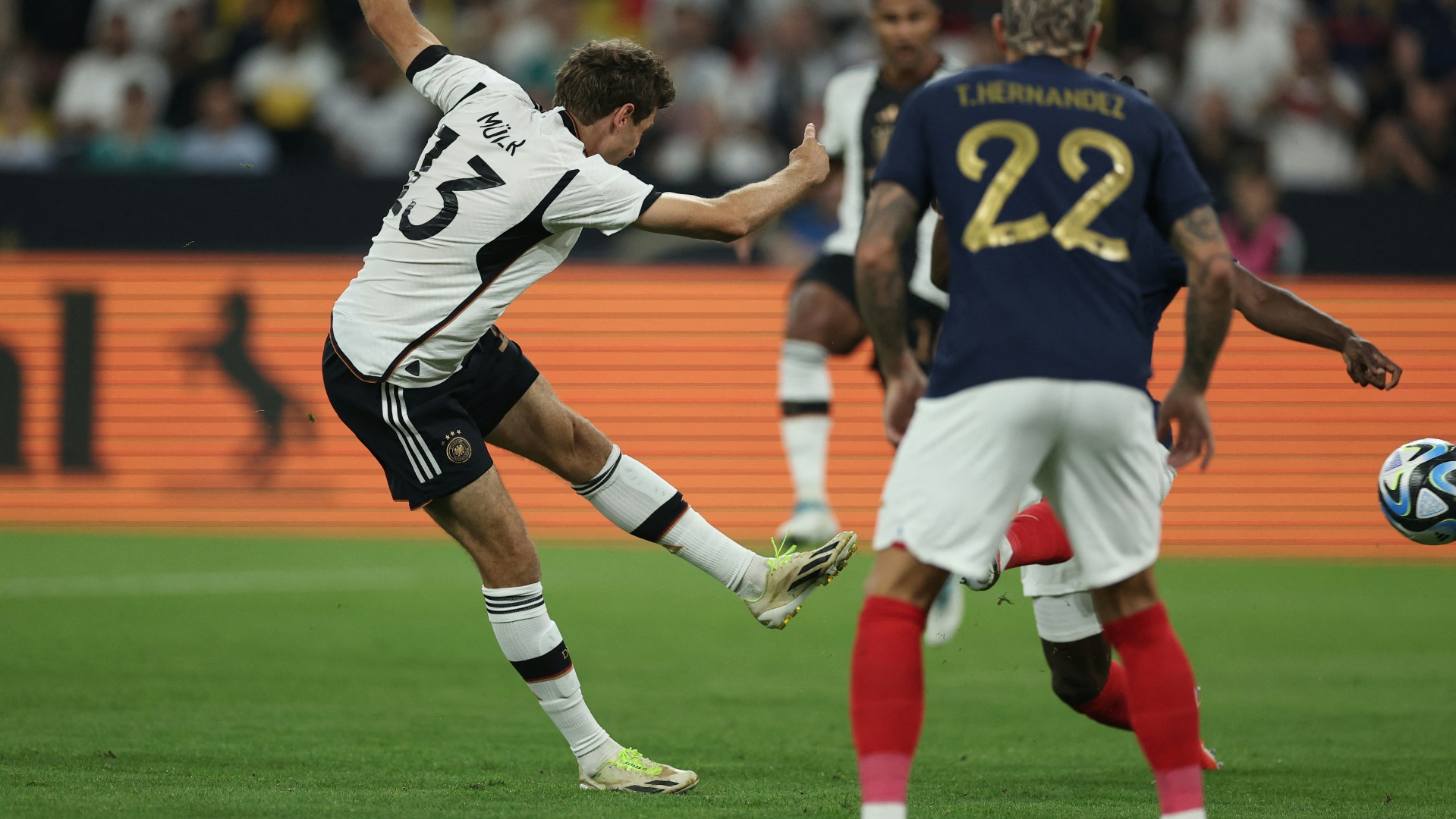 Thomas Müller trifft gegen Frankreich