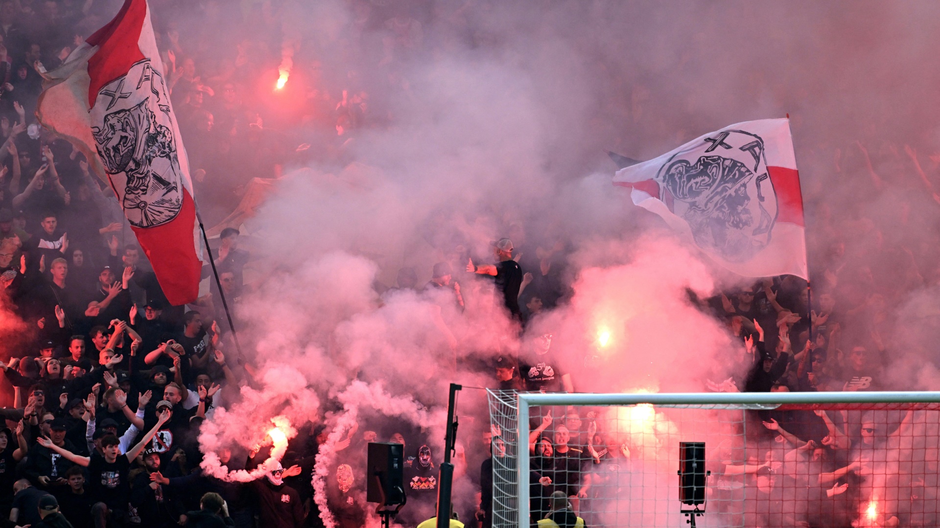 Die Ajax-Fans sorgen für Probleme