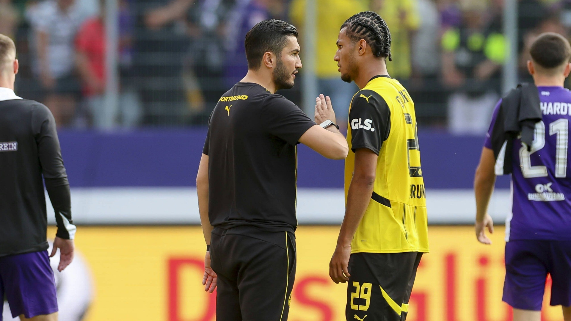 Muss ohne Brunner planen: BVB-Coach Nuri Sahin (l.)