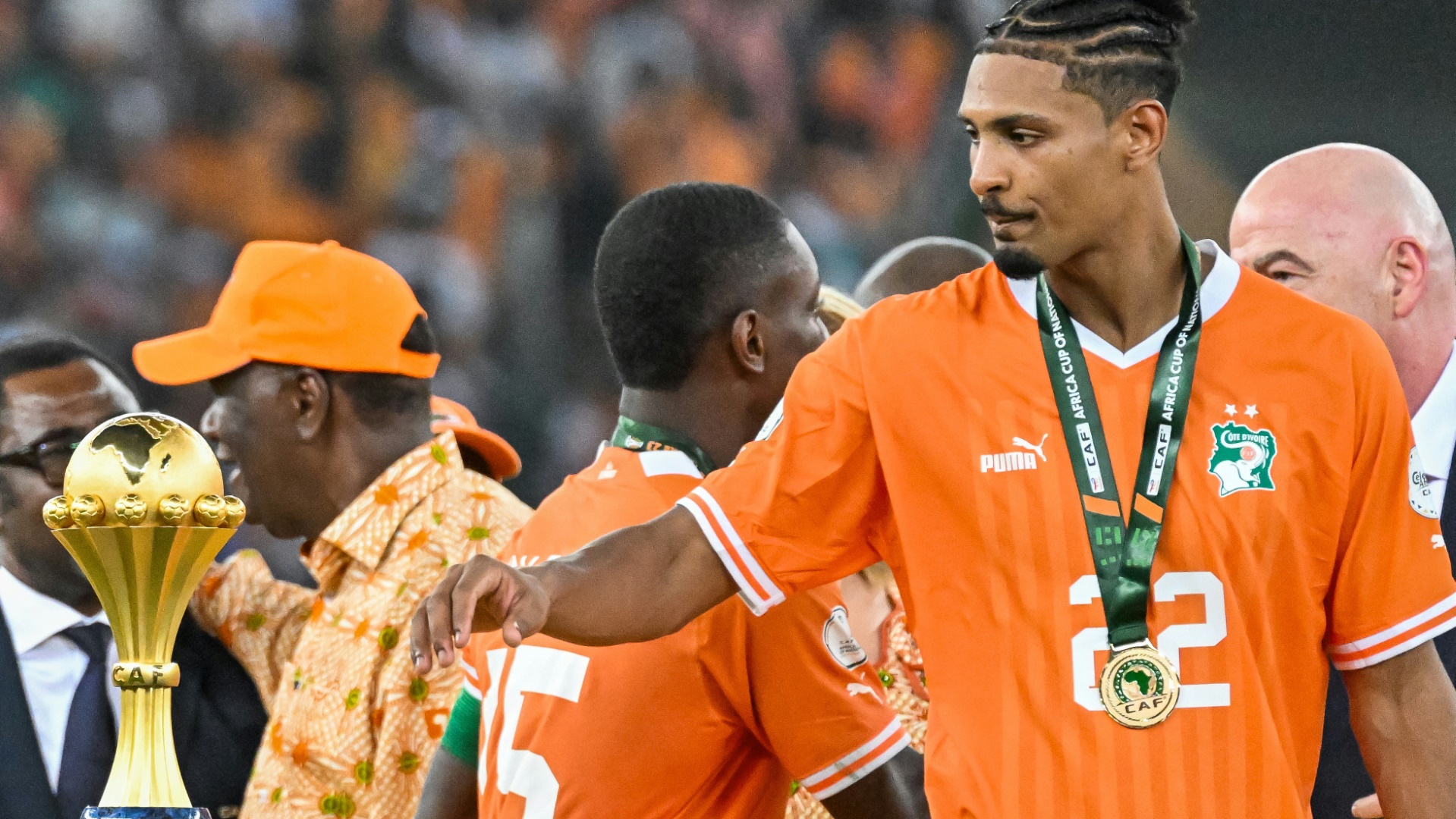 Sebastien Haller nach dem Sieg beim Afrika Cup