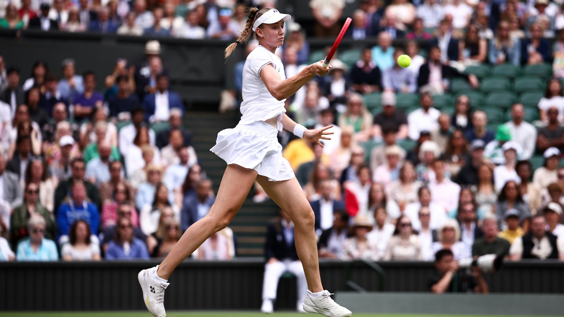 Jelena Rybakina steht im Halbfinale von Wimbledon