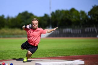 Kugelstoßer Nico Kappel beim Training